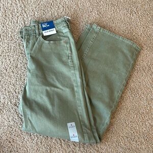 BRAND NEW Old Navy colored jeans